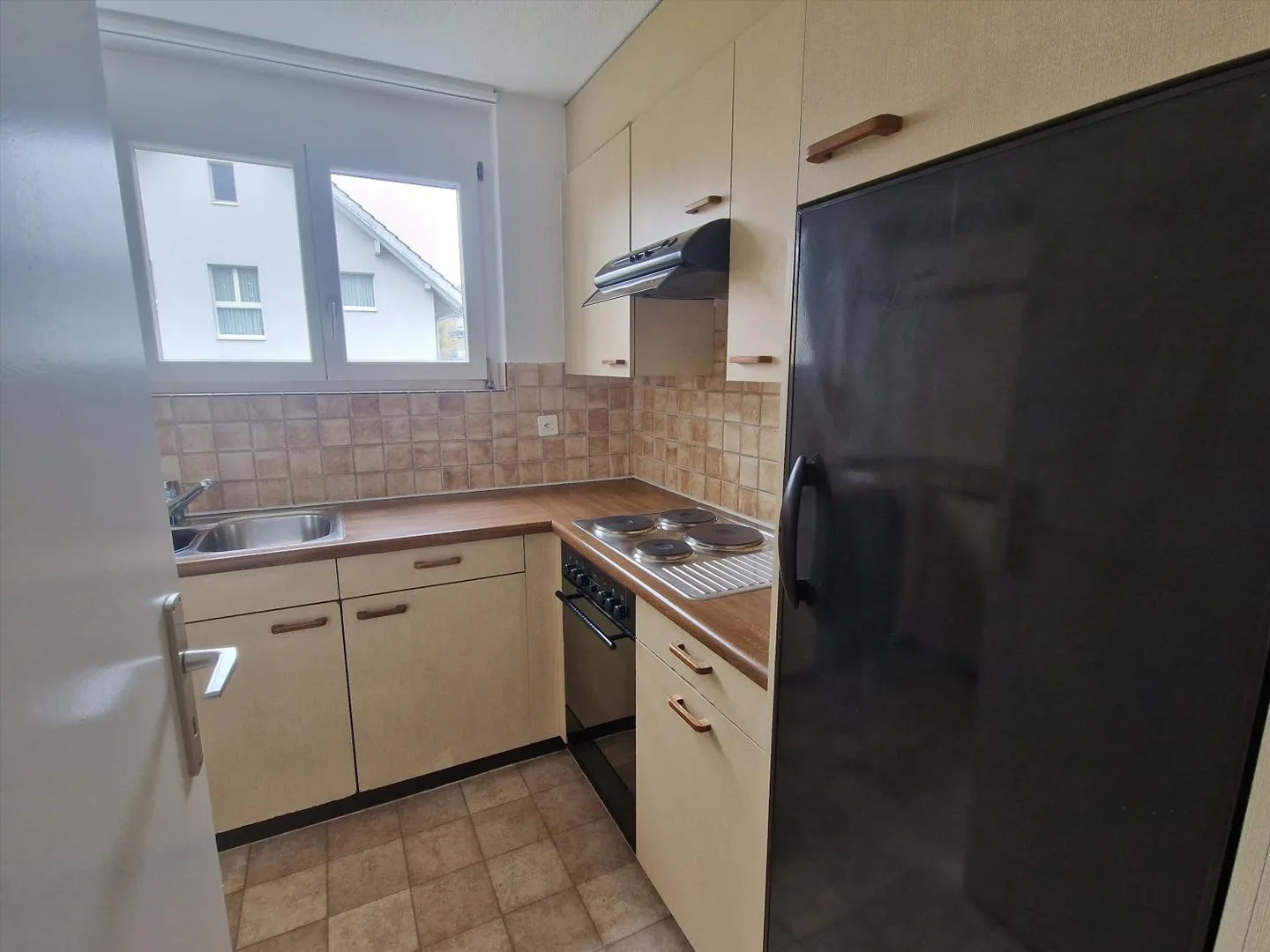 Appartement moderne dans un quartier prisé - Photo 3 sur 5