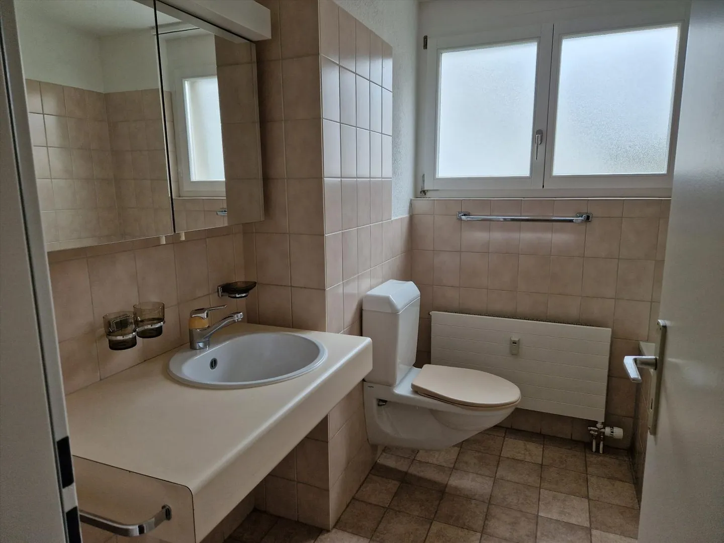 Appartement moderne dans un quartier prisé - Photo 4 sur 5