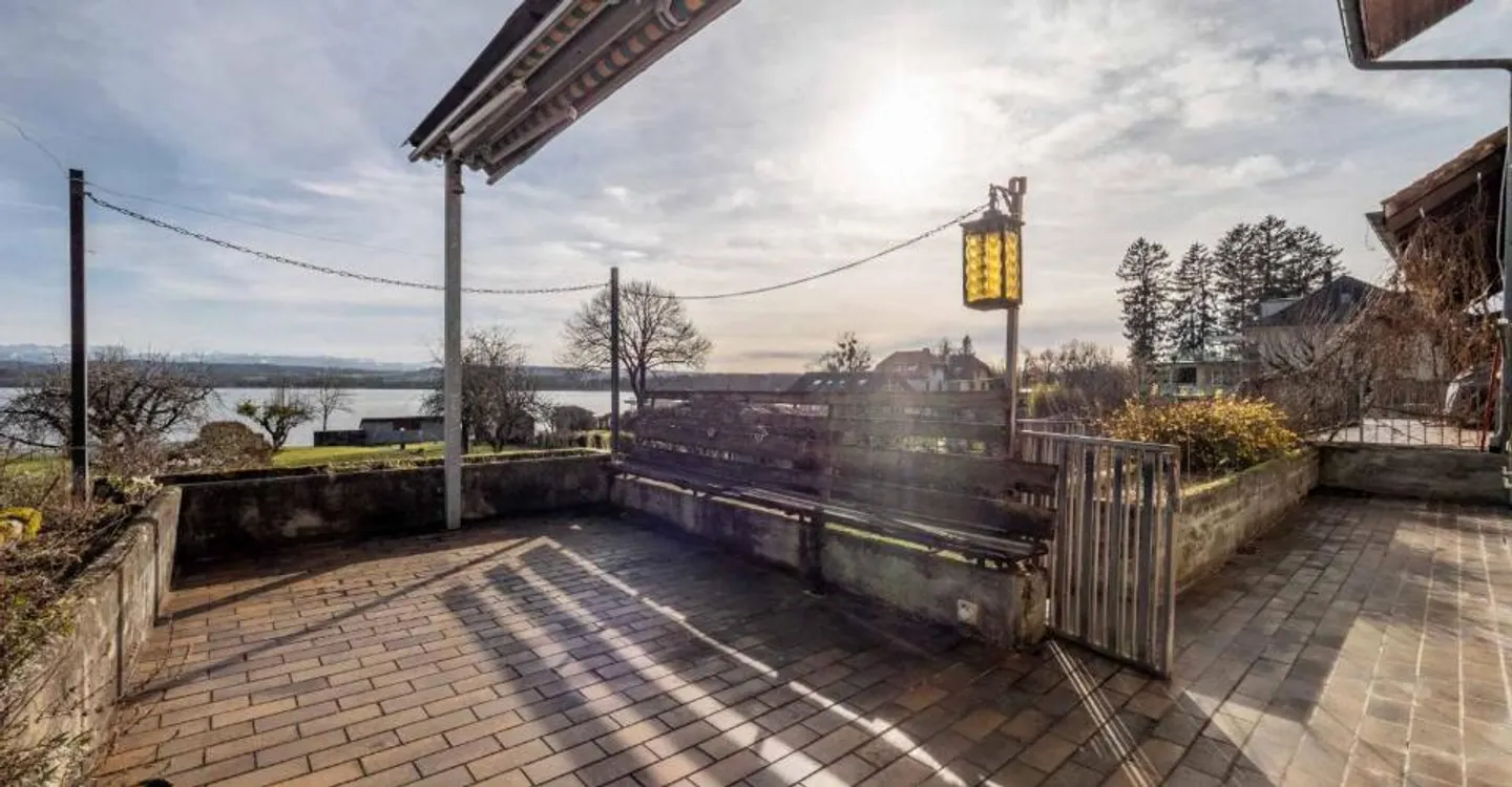 Ein charaktervolles Haus am Ufer des Murtensees - Foto 9 von 11