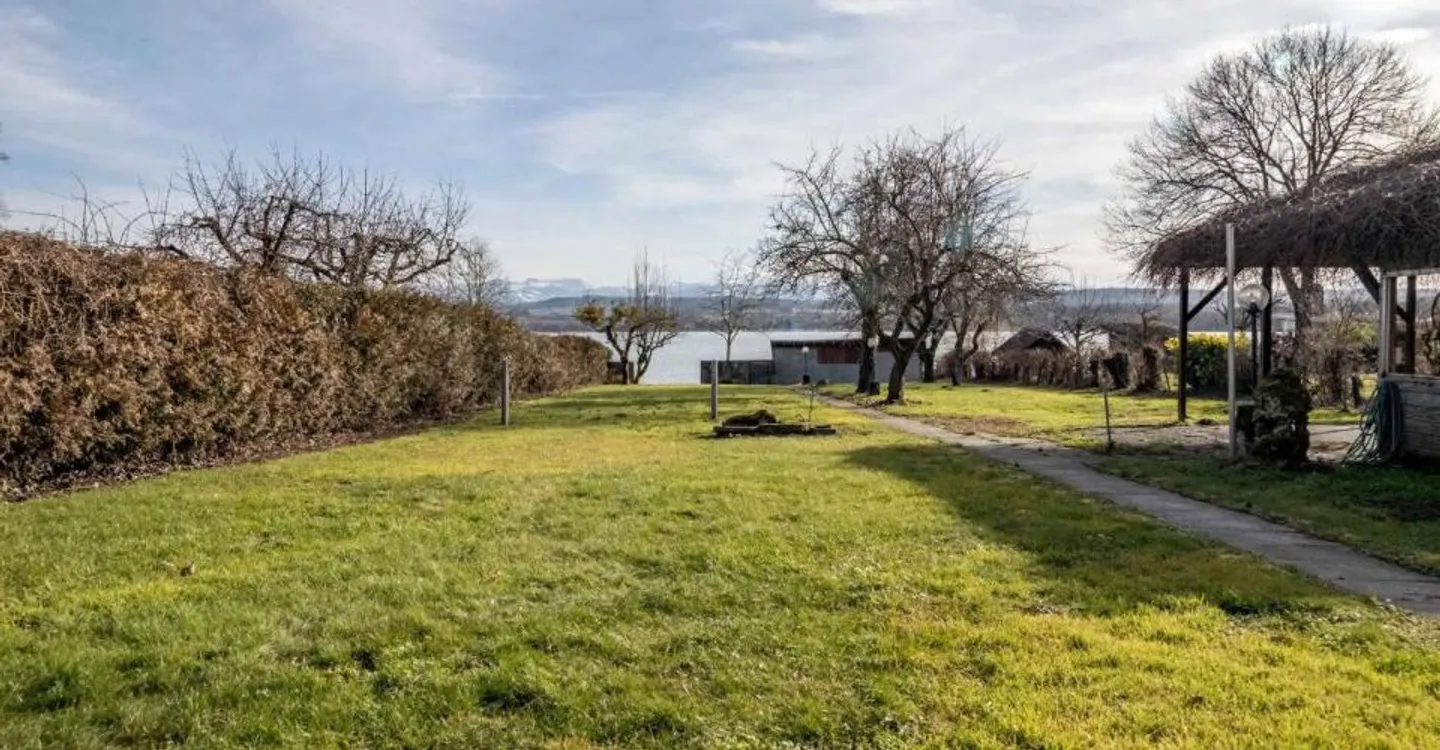 Ein charaktervolles Haus am Ufer des Murtensees - Foto 10 von 11