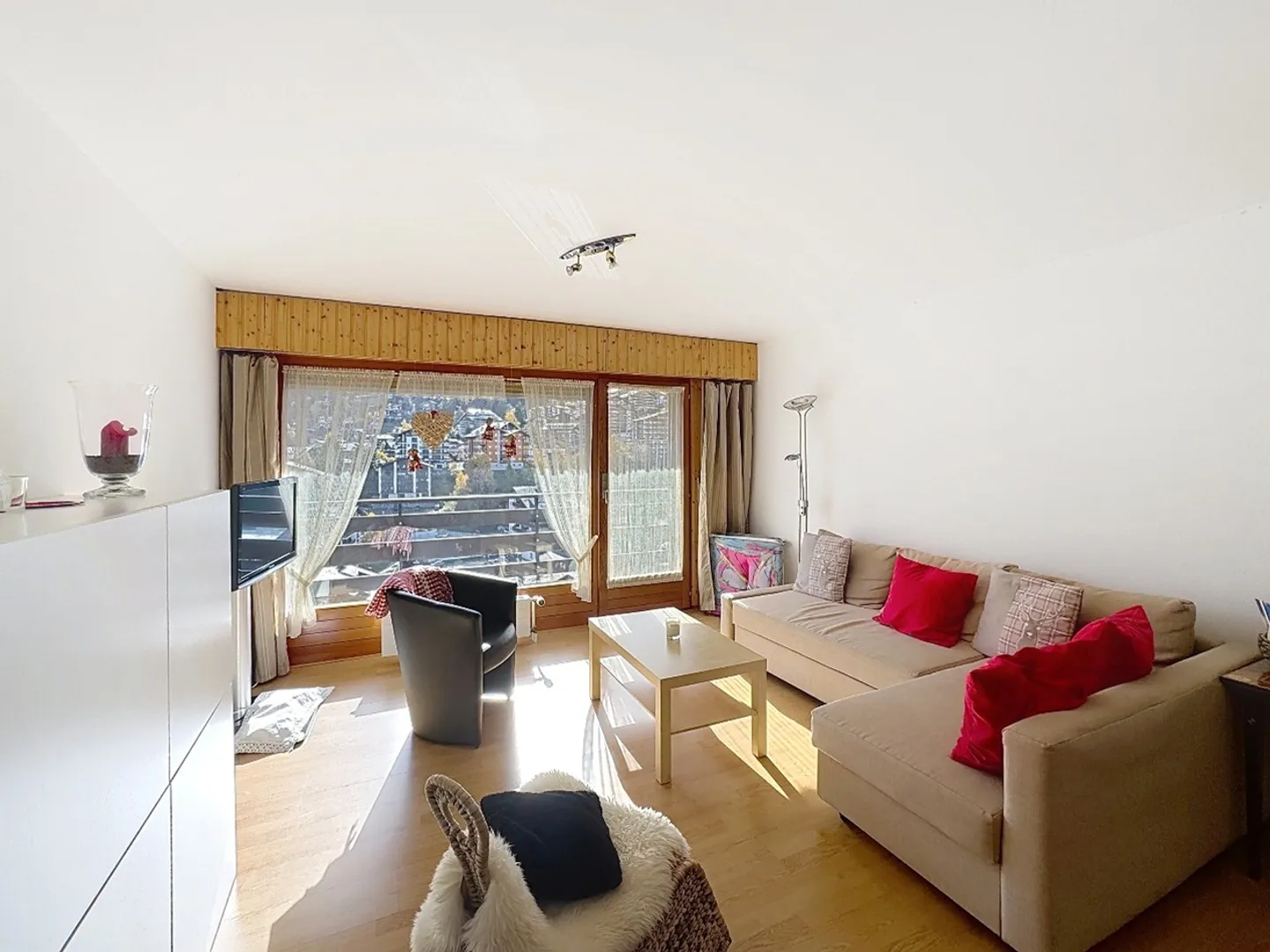 Appartamento 3.5 locali - Foto 2 di 15