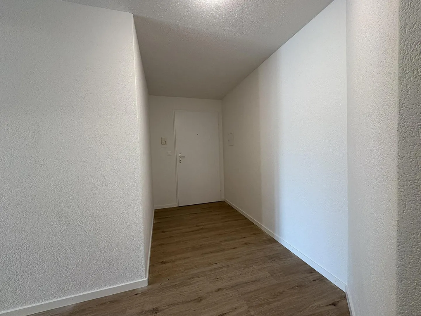 Schöne 1.5 Zimmer-Singlewohnung an zentraler Lage zu vermieten! - Foto 4 von 11