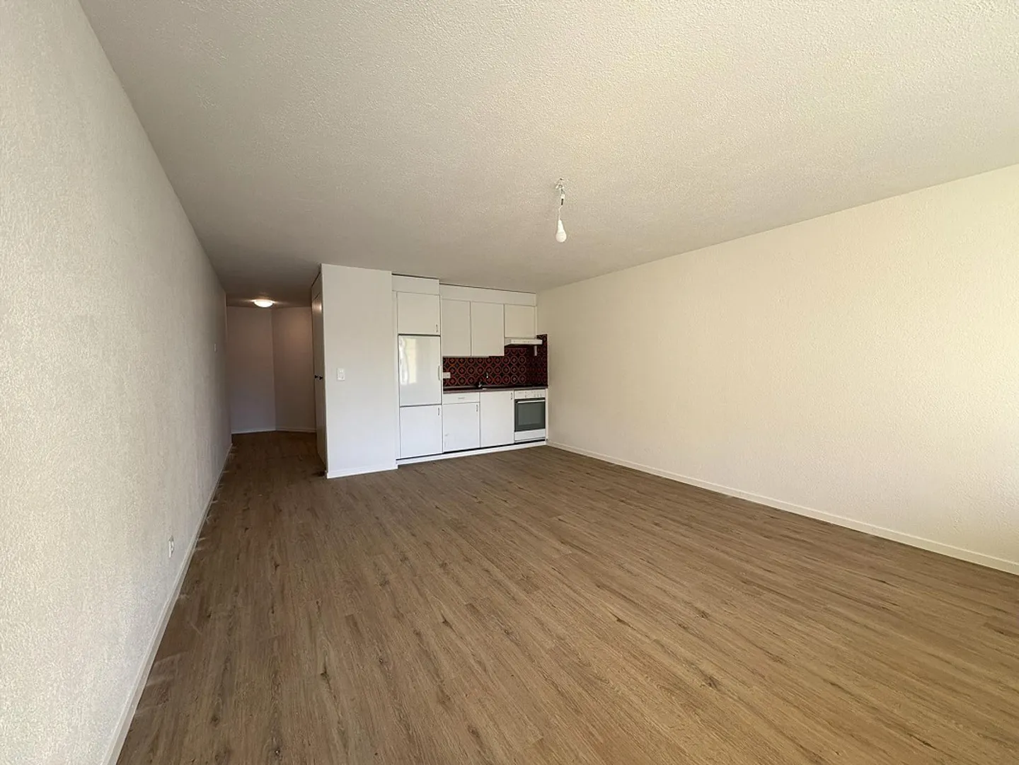 Schöne 1.5 Zimmer-Singlewohnung an zentraler Lage zu vermieten! - Foto 6 von 11