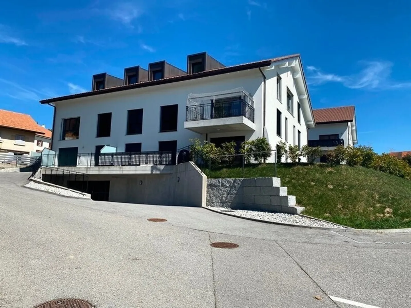 «3.5 Zimmerwohnung im 2. Stock!» - Foto 3 von 3