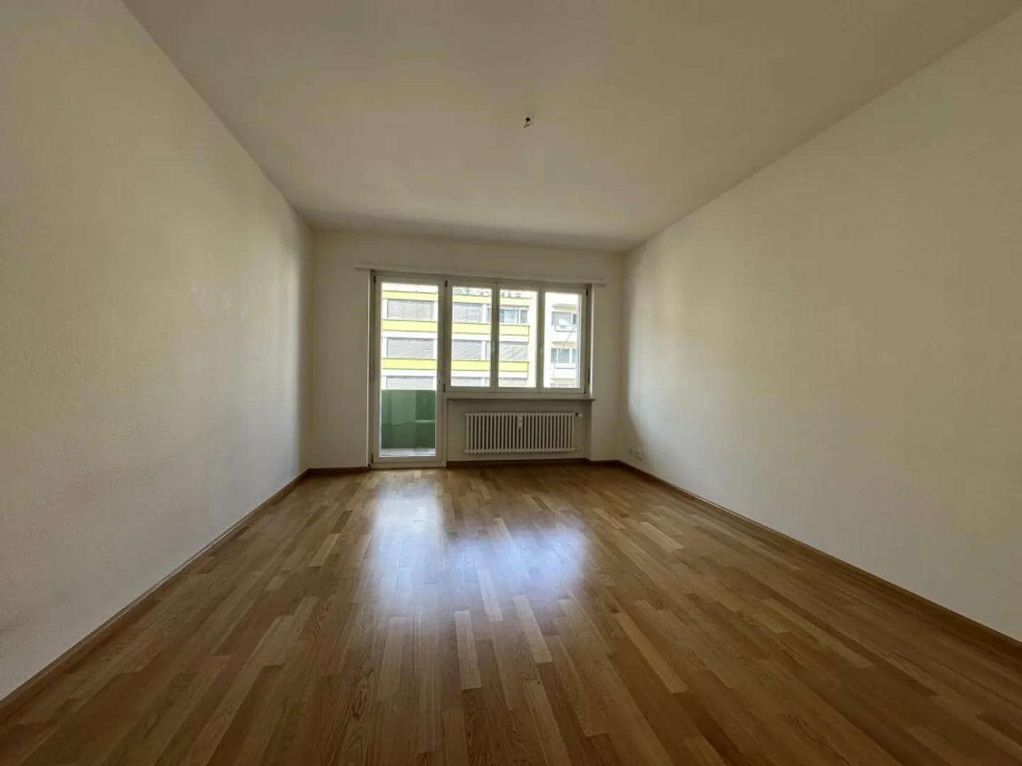 Appartamento maisonette in posizione centrale con balcone! - Foto 2 di 7