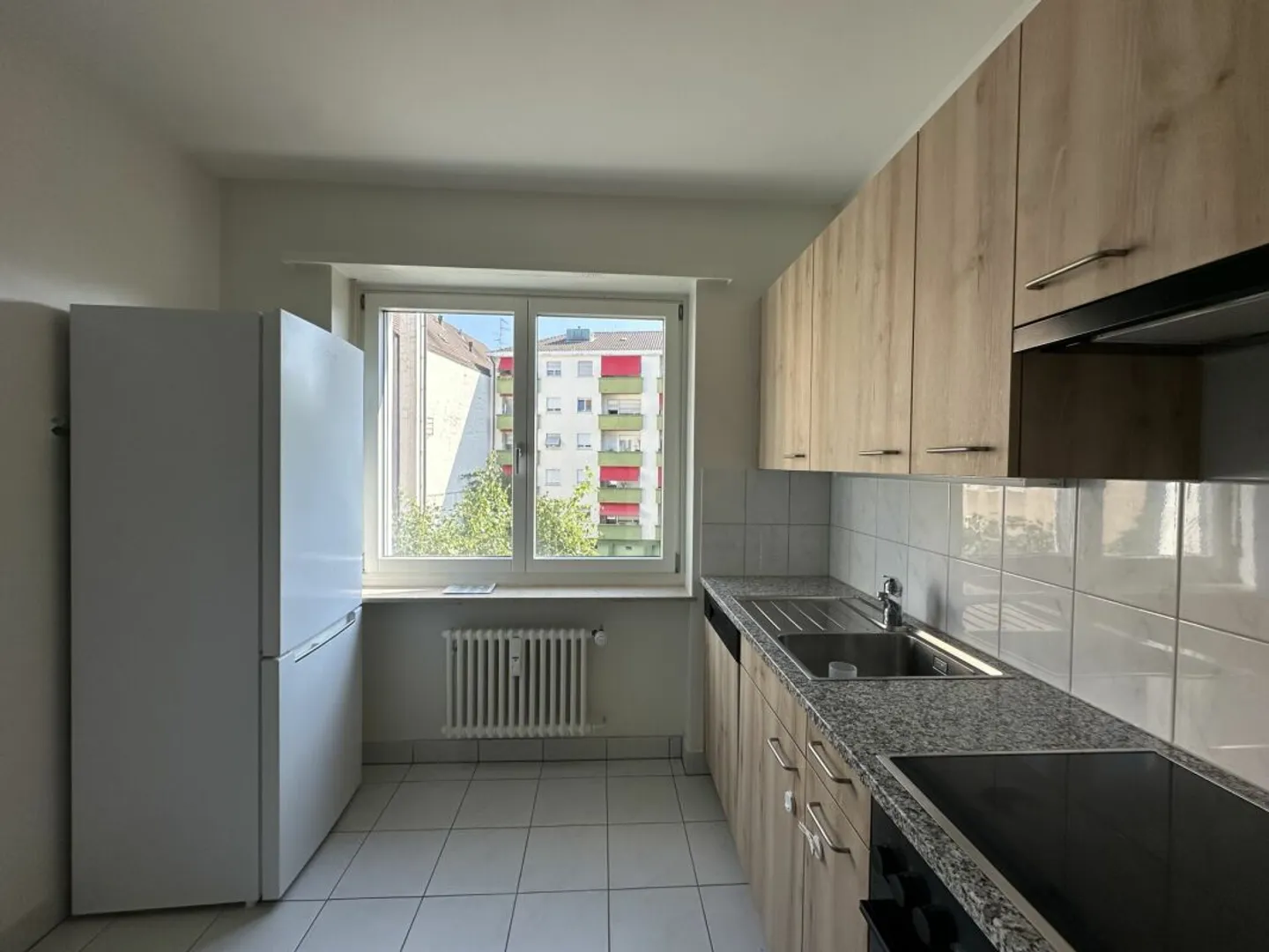 Appartamento maisonette in posizione centrale con balcone! - Foto 3 di 7