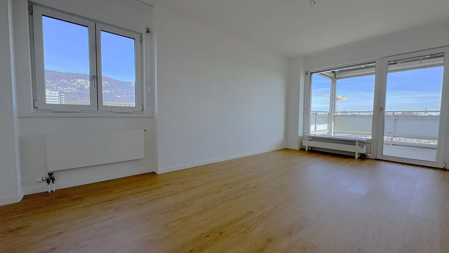 PREMIÈRE OCCUPATION Appartement 4.5 pièces - entièrement rénové - 2 balcons - emplacement calme à Soleure - Photo 12 sur 21