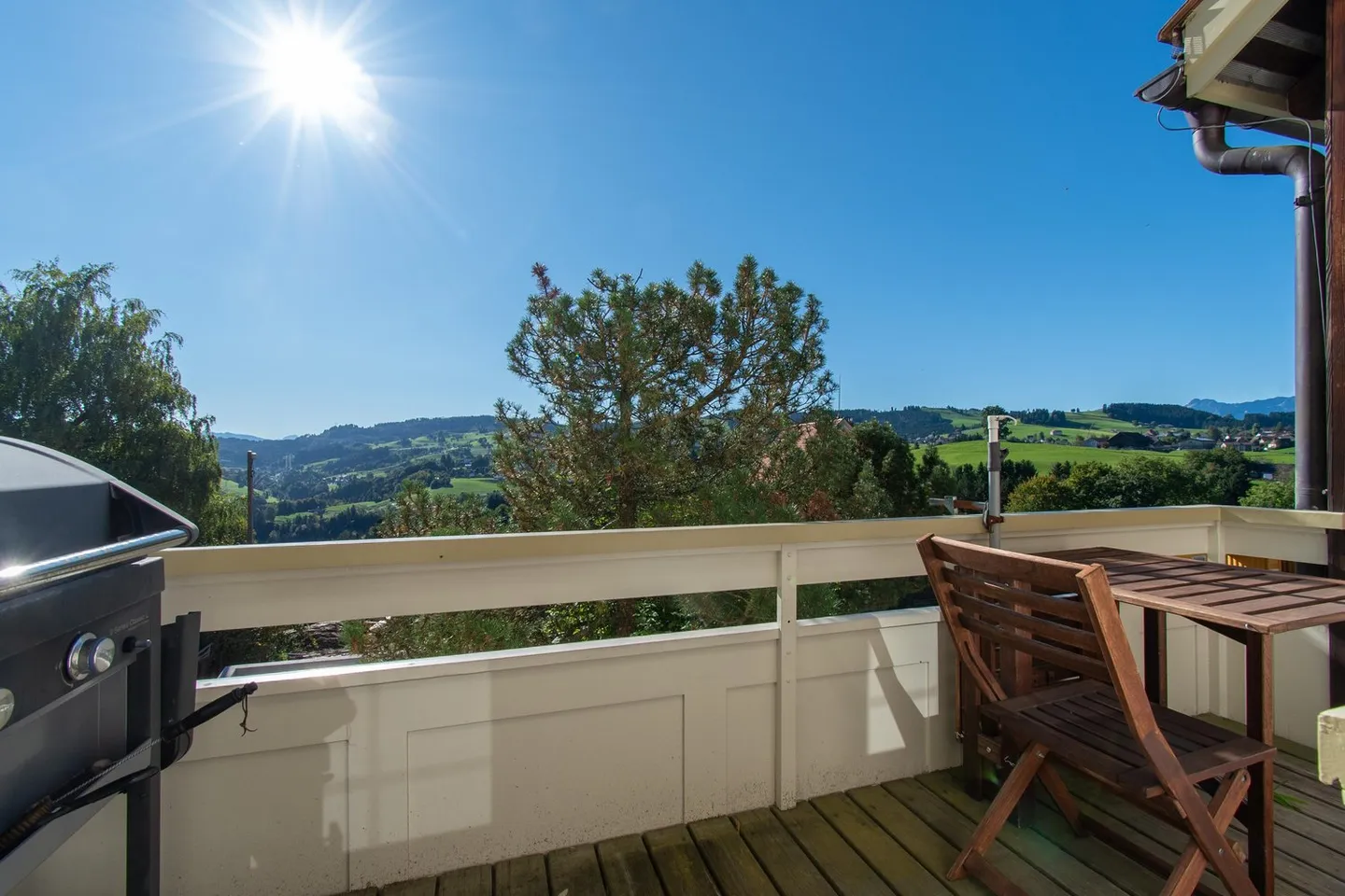 Appartamento soleggiato di 3,5 stanze con balcone - Foto 12 di 13