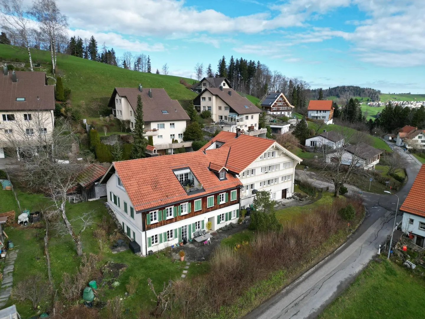 Appartamento soleggiato di 3,5 stanze con balcone - Foto 13 di 13