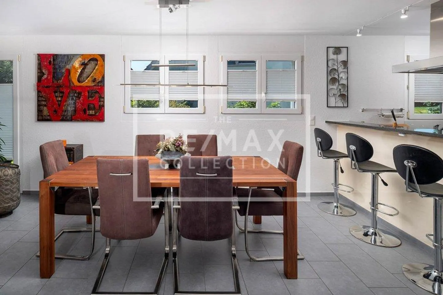 Attraktive 5.5-Zimmer-Maisonette Dachwohnung mit ca. 173m² Wohnfläche in Riedikon Uster - Foto 5 von 13