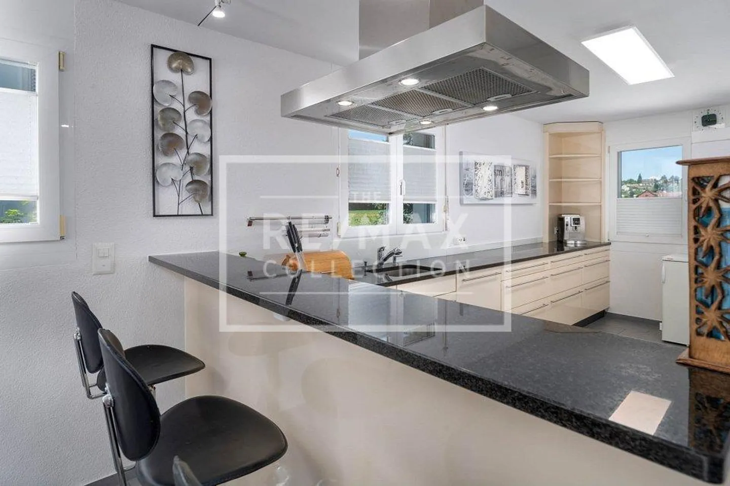 Attraktive 5.5-Zimmer-Maisonette Dachwohnung mit ca. 173m² Wohnfläche in Riedikon Uster - Foto 6 von 13