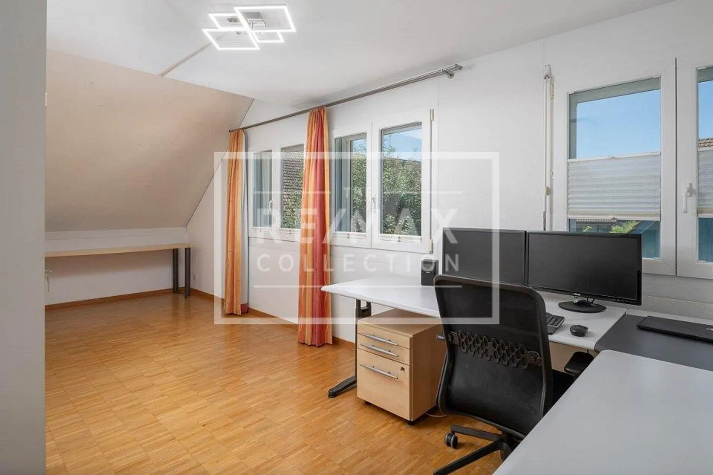 Attraktive 5.5-Zimmer-Maisonette Dachwohnung mit ca. 173m² Wohnfläche in Riedikon Uster - Foto 9 von 13