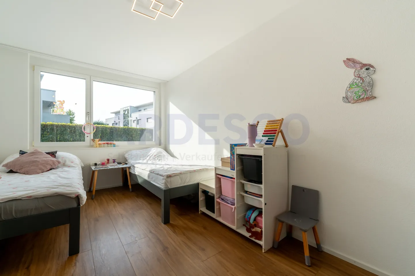 Elegant Ground Floor Apartment - Photo 7 of 14
