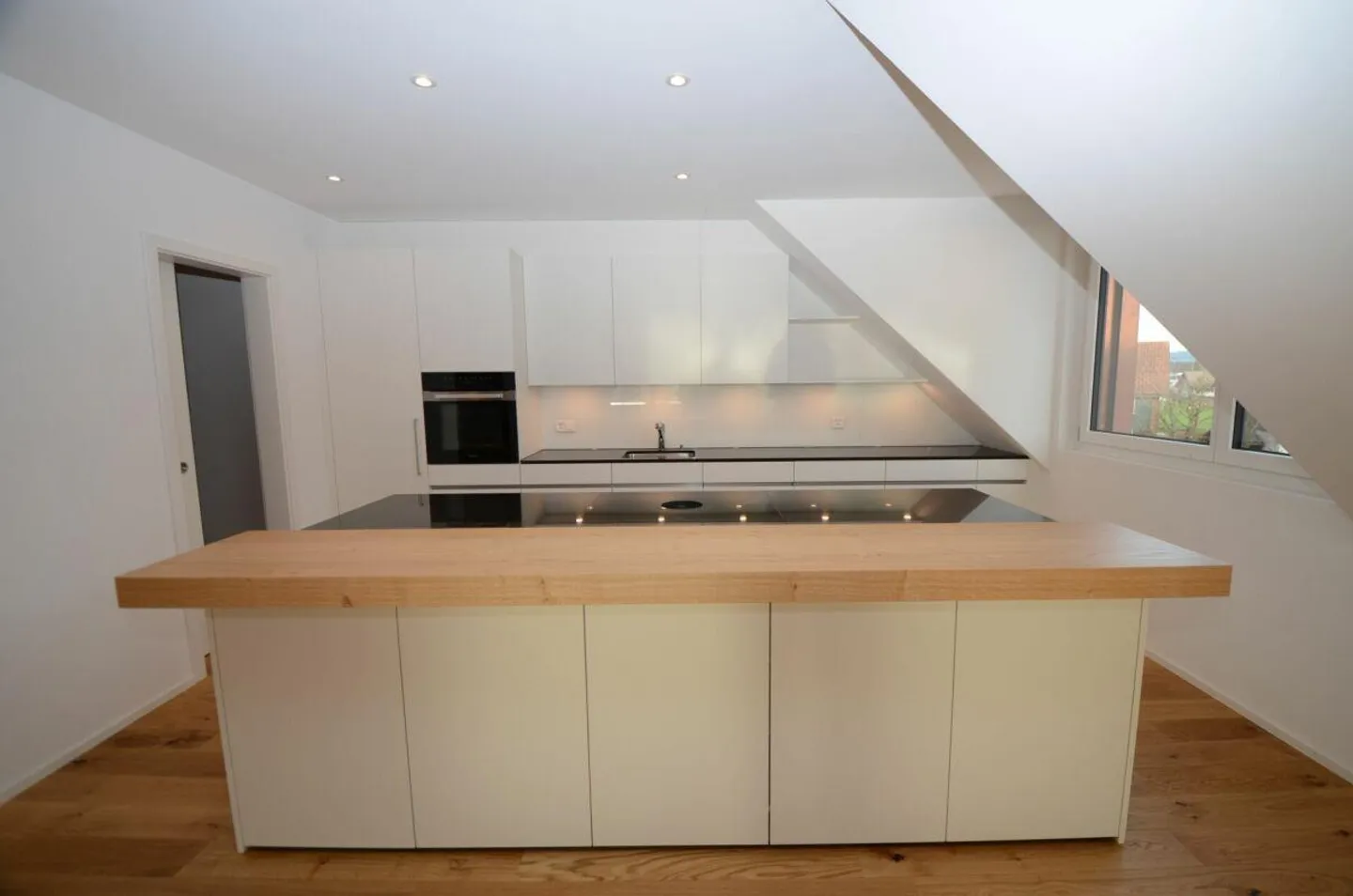 Beautiful Maisonette Apartment in 8500 Frauenfeld - Photo 1 of 11