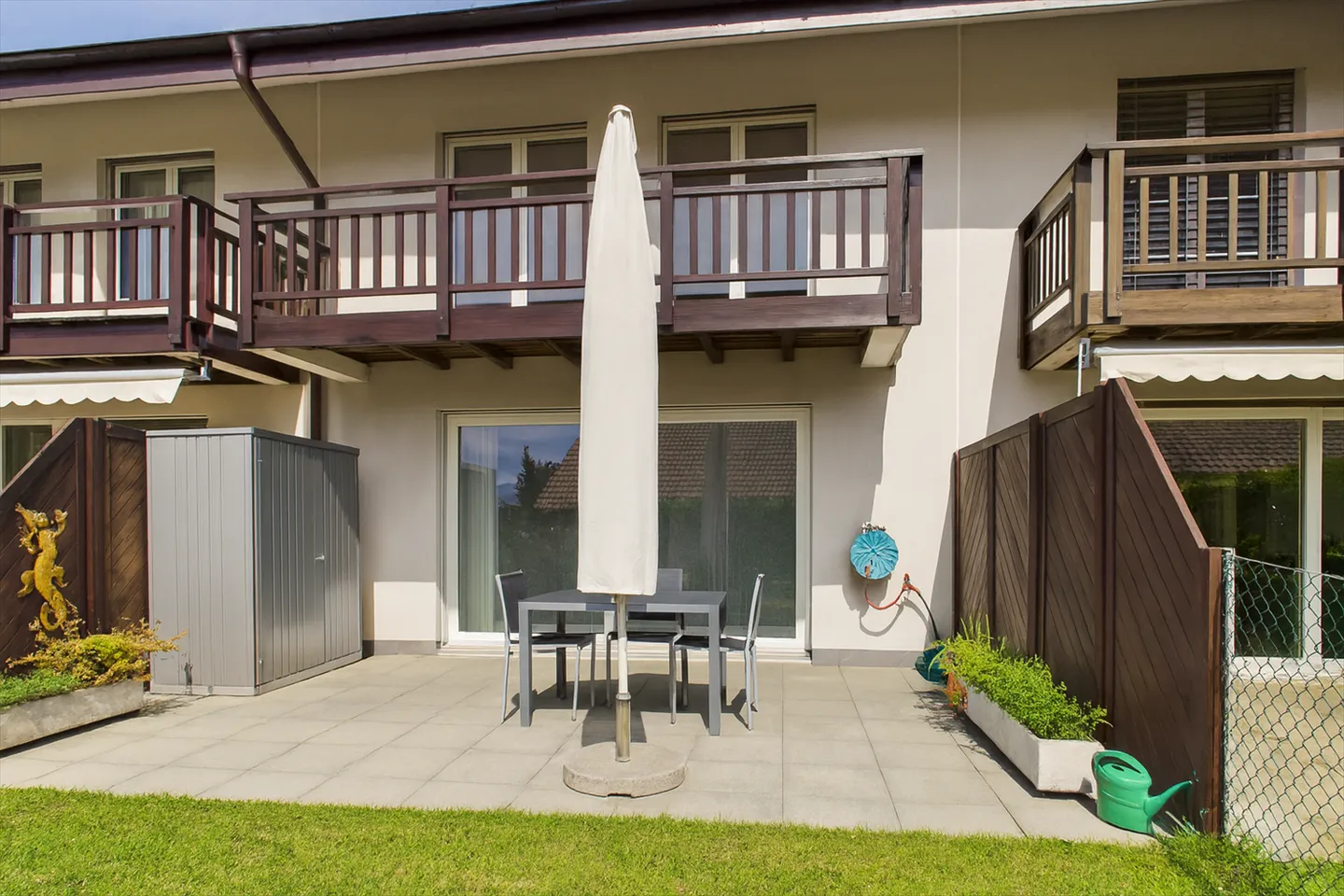 Casa a schiera contemporanea di 6,5 stanze - Foto 6 di 13