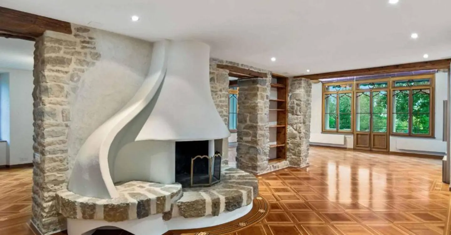 Exceptional estate in the heart of the Neuchâtel Mountains - Photo 5 of 13