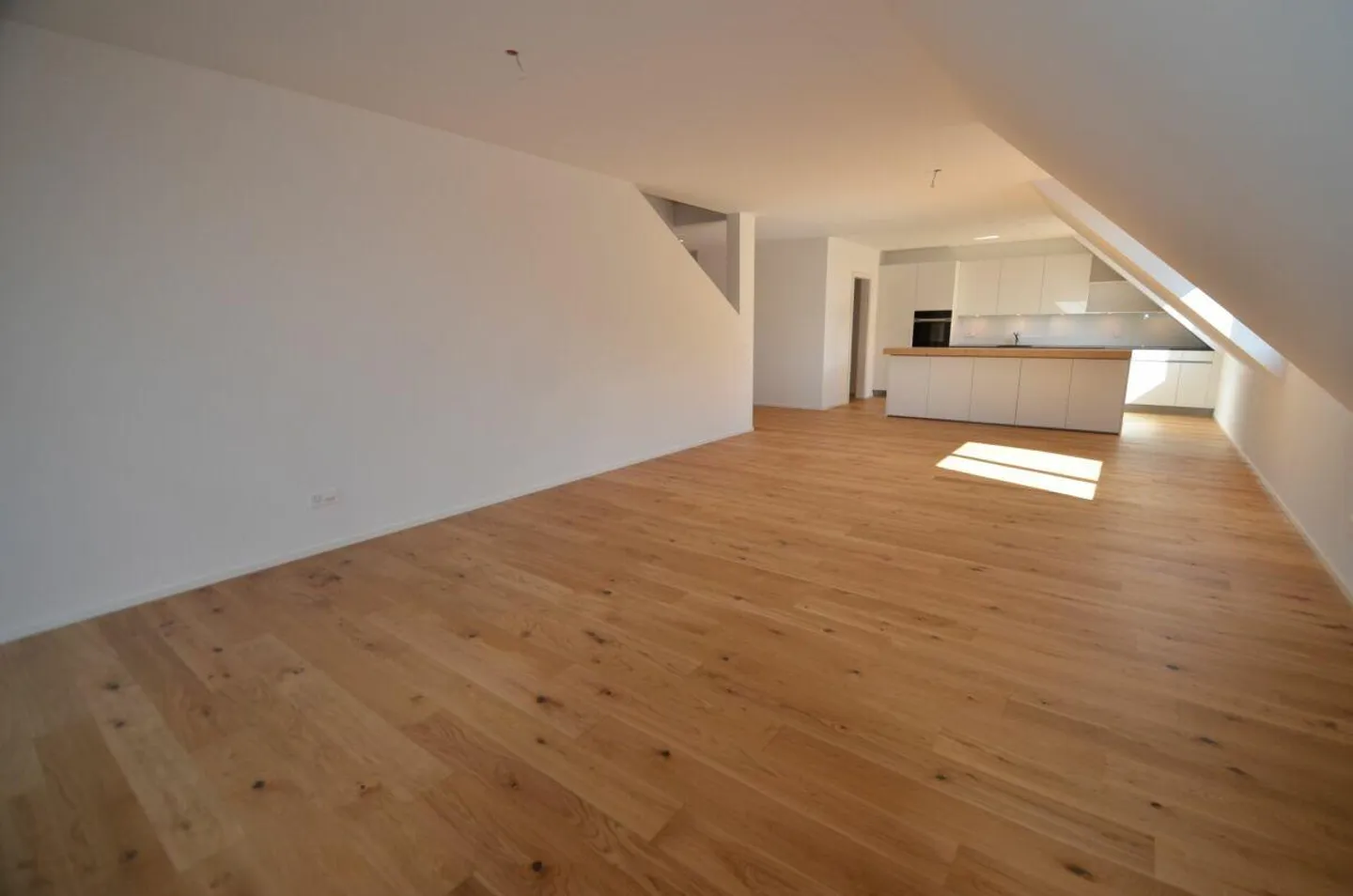 Beautiful Maisonette Apartment in 8500 Frauenfeld - Photo 3 of 11