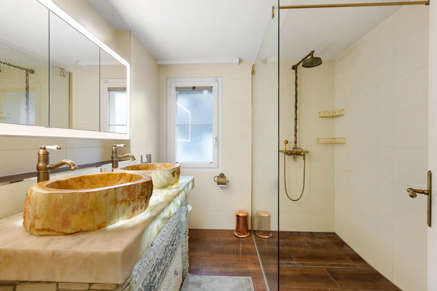 Living where the Töss flows: Elegant 5.5-room house with Kyburg view - Photo 11 of 17