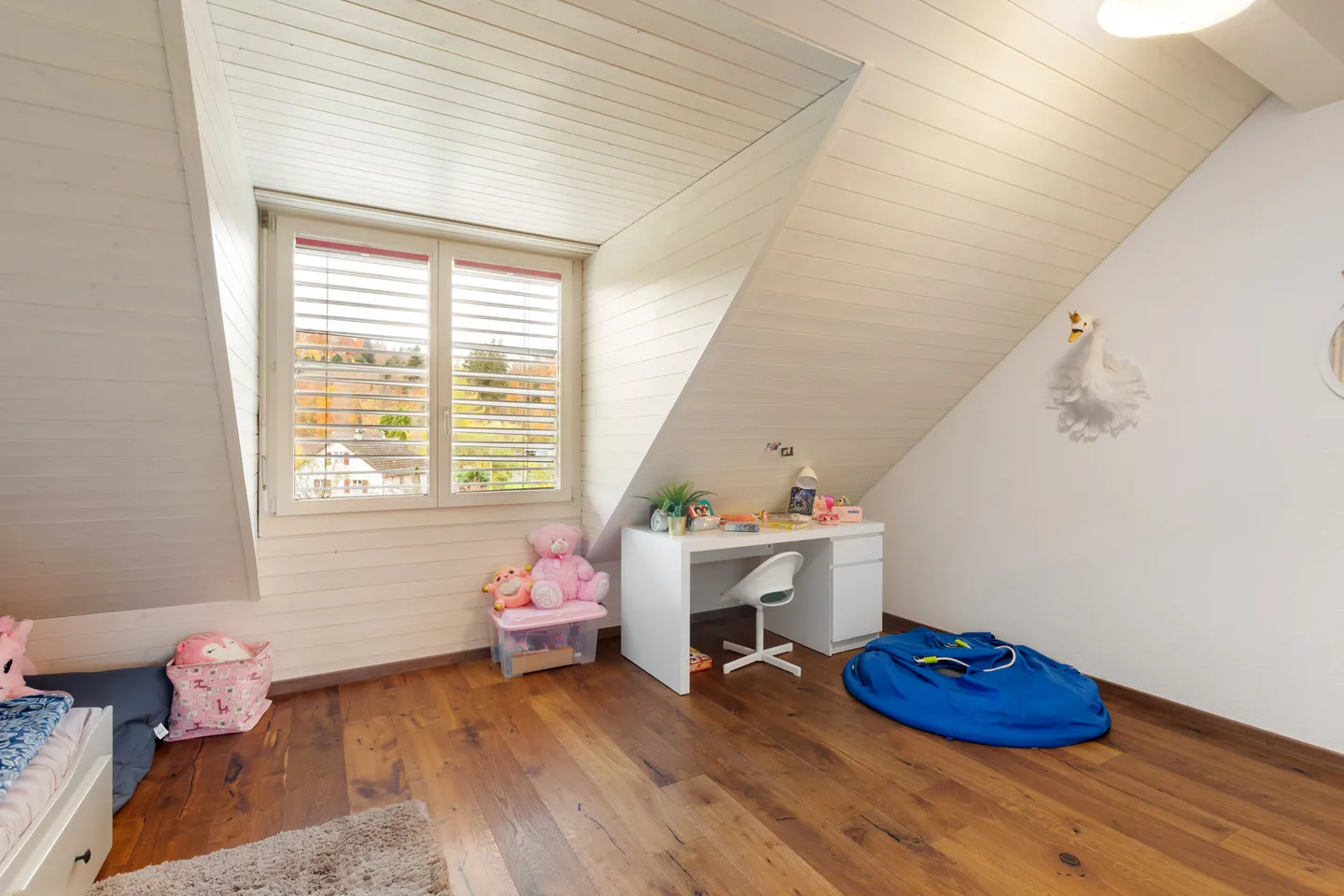 Living where the Töss flows: Elegant 5.5-room house with Kyburg view - Photo 12 of 17