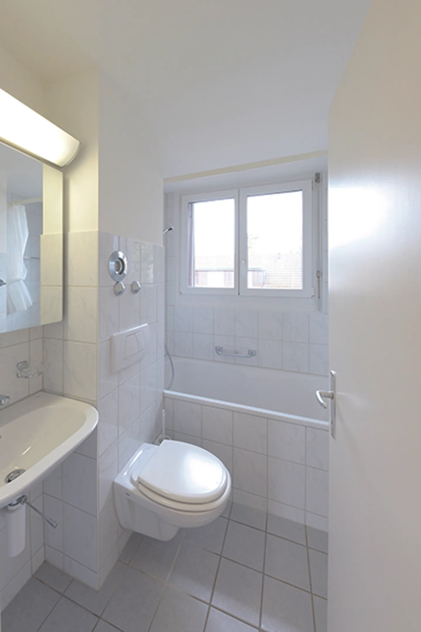 Charming Apartment in Riehen - Photo 4 of 5