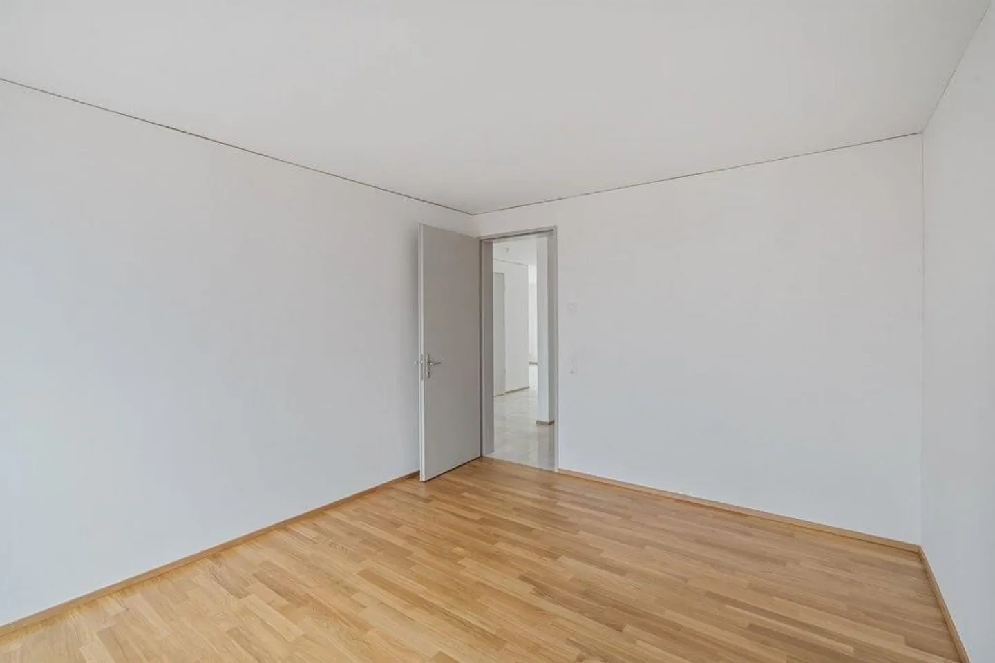 RENT WITHOUT DEPOSIT - Living in Stettbach Mitte - Photo 5 of 9