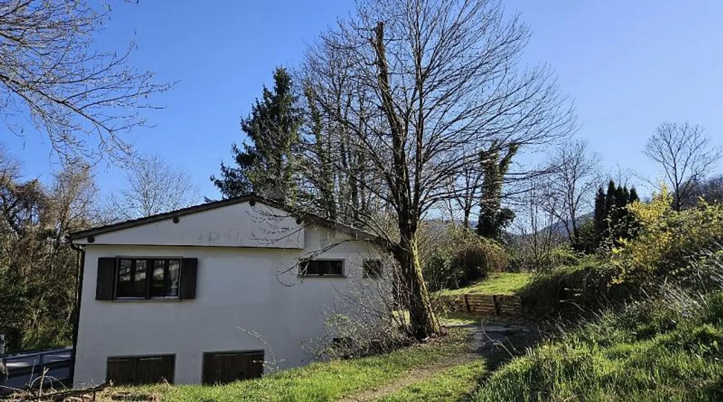 WITH BEAUTIFUL PANORAMIC VIEW - Photo 2 of 5