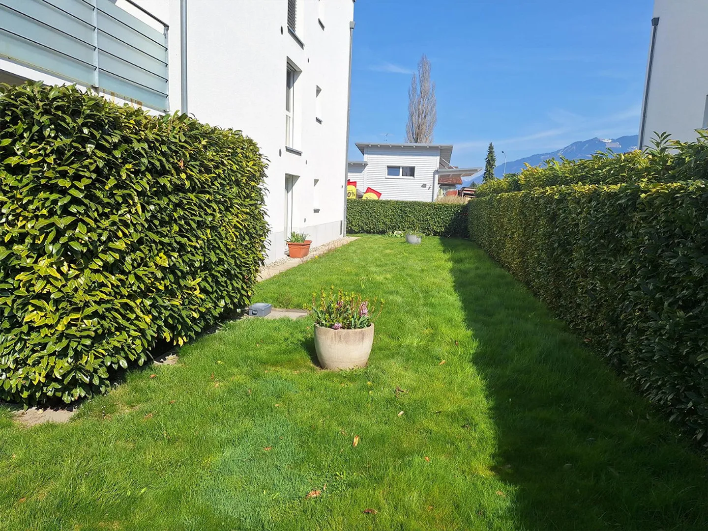 Attractive 3.5-room ground floor apartment with large garden - Photo 5 of 14