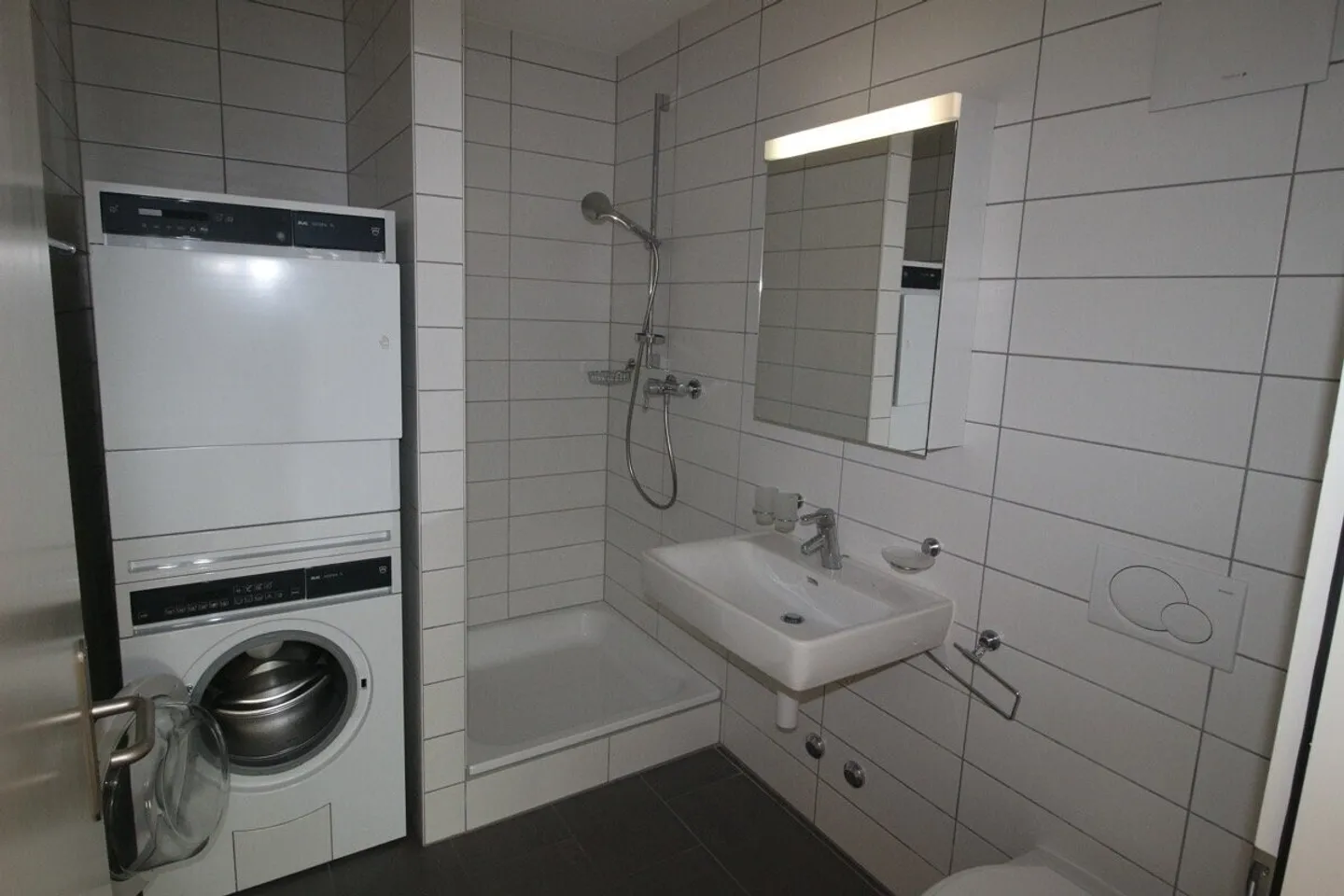 Appartement lumineux 2½ pièces - Photo 7 sur 8