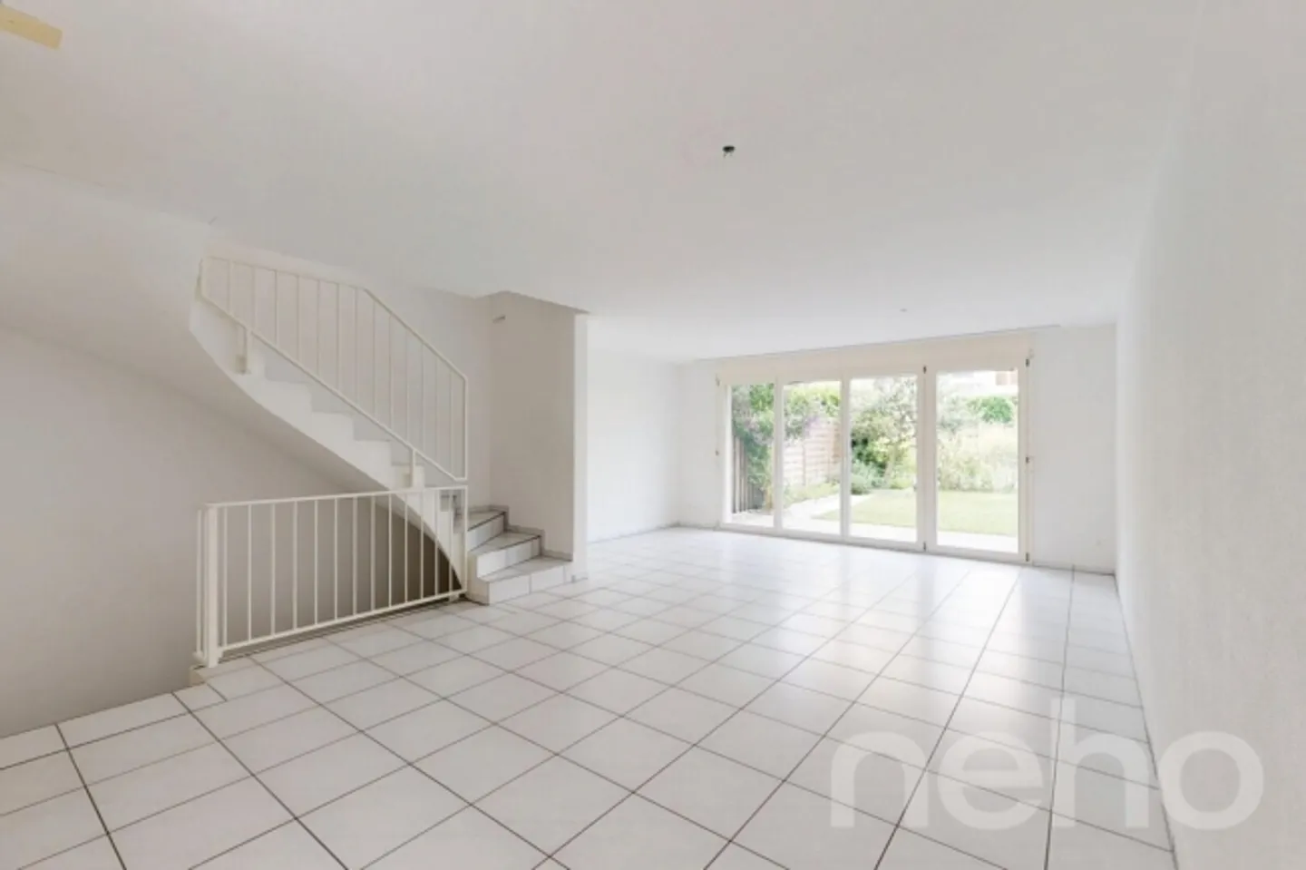 Casa a schiera luminosa di 5,5 stanze - Foto 2 di 11