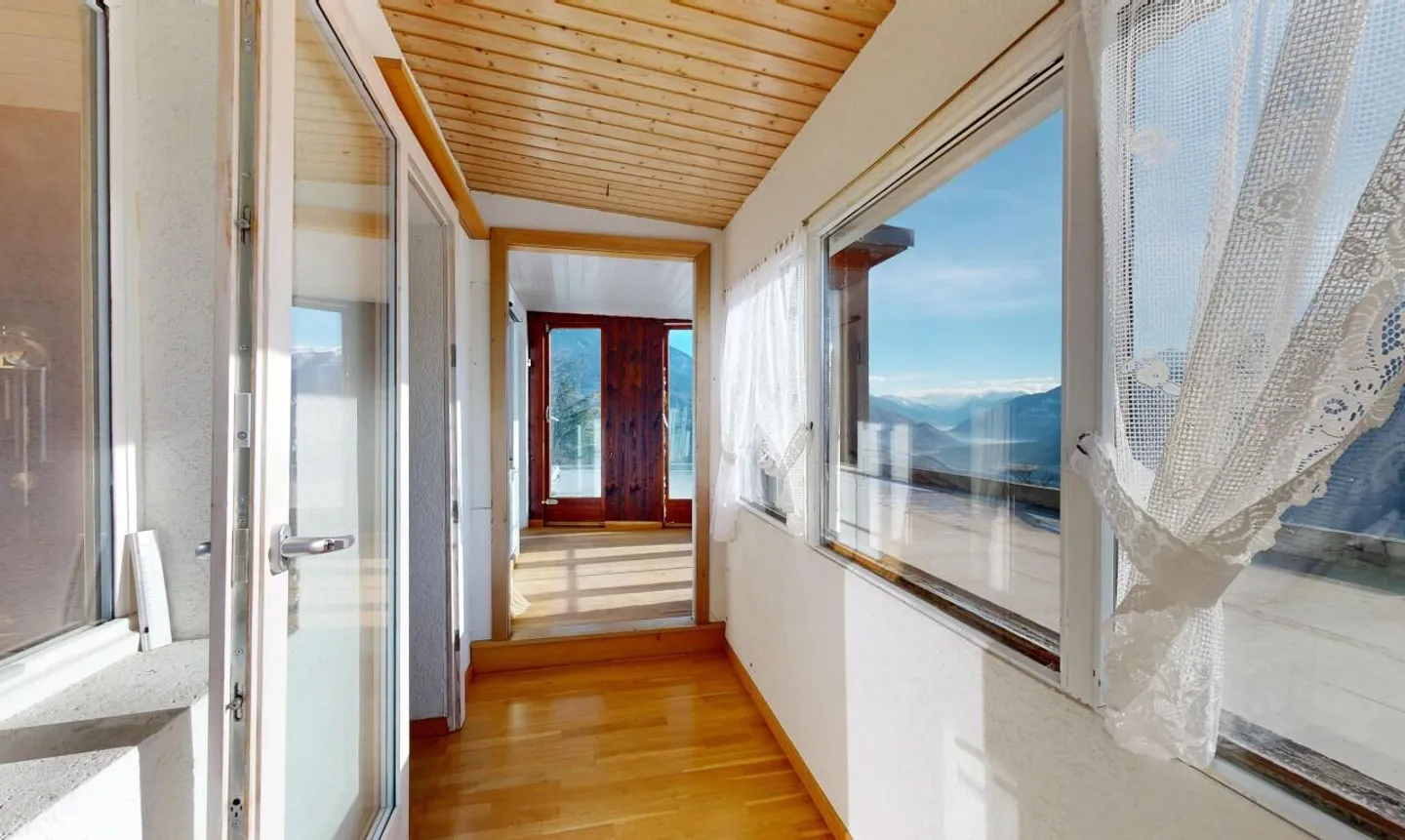 Building with South View - High Potential in Mollens - Photo 3 of 11