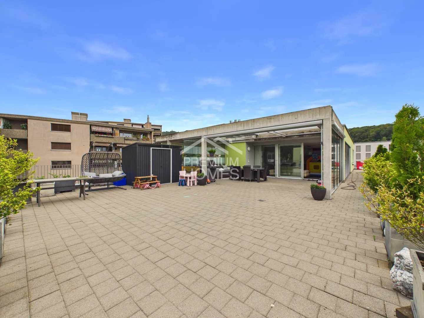 Appartement Attique Stylé avec Terrasse - Photo 2 sur 10