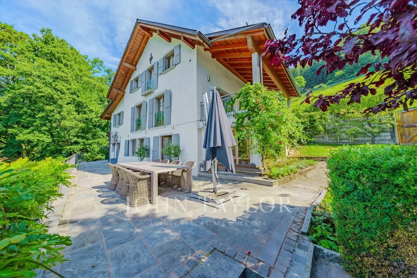 Wunderschönes Anwesen mit atemberaubendem Blick - Foto 3 von 13