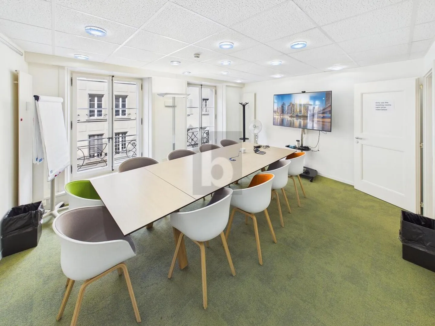 MOLTO CENTRALE, LUMINOSO E SPAZIOSO - Foto 2 di 6