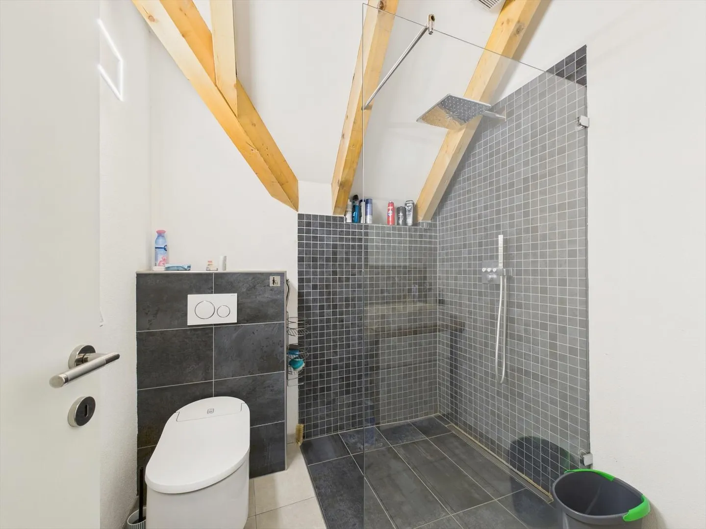 Attique 3.5 pièces - Foto 8 von 10