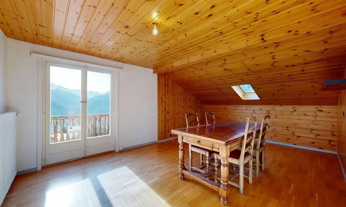 Building with South View - High Potential in Mollens - Photo 5 of 11