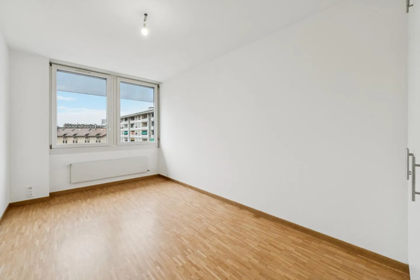 Exceptional duplex penthouse with rooftop terrace! - Photo 8 of 13