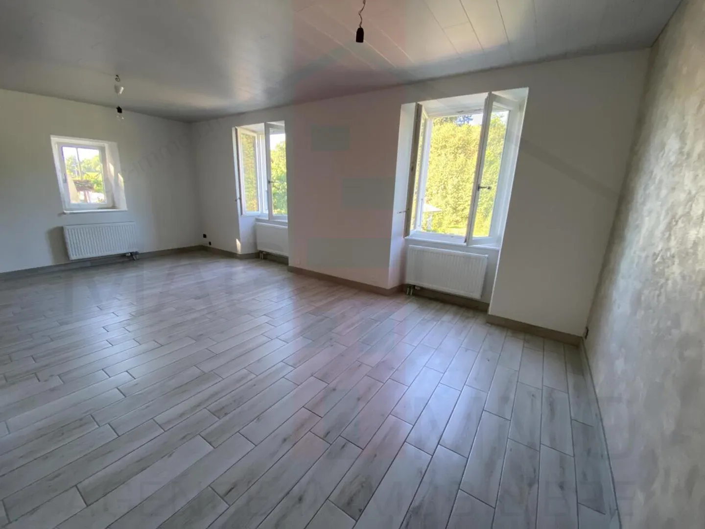 Charmantes Haus mit großem Grundstück - Foto 8 von 12