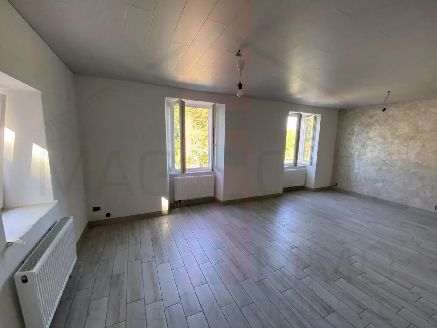 Charmantes Haus mit großem Grundstück - Foto 12 von 12