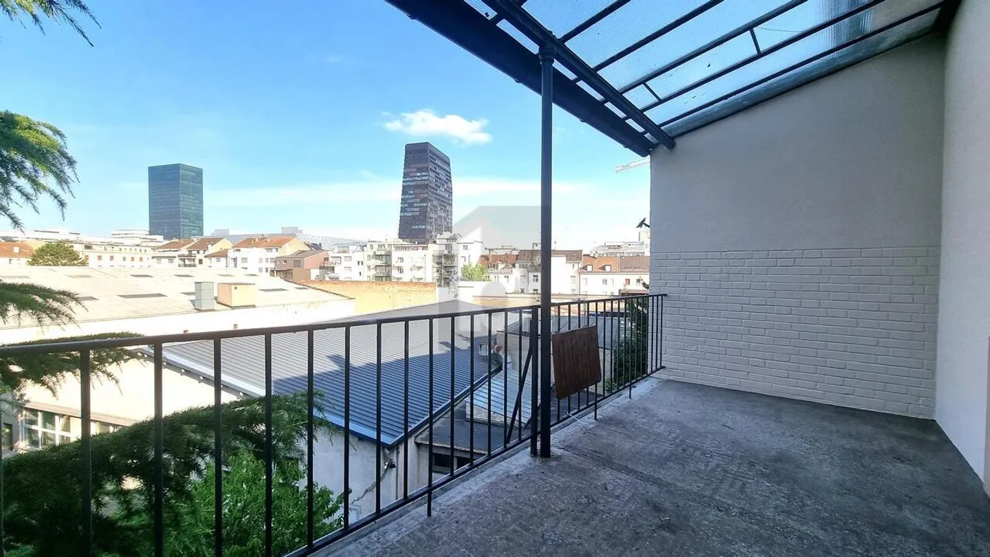 Duplex for rent - Photo 1 of 5