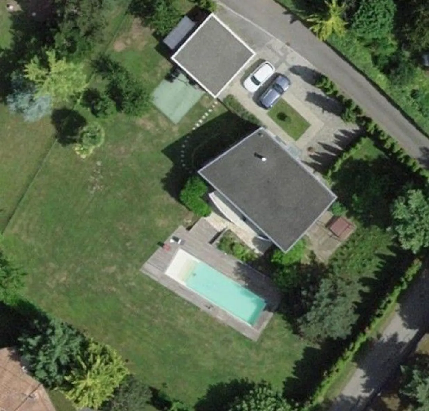 Charmante Villa mit Pool - Foto 1 von 13