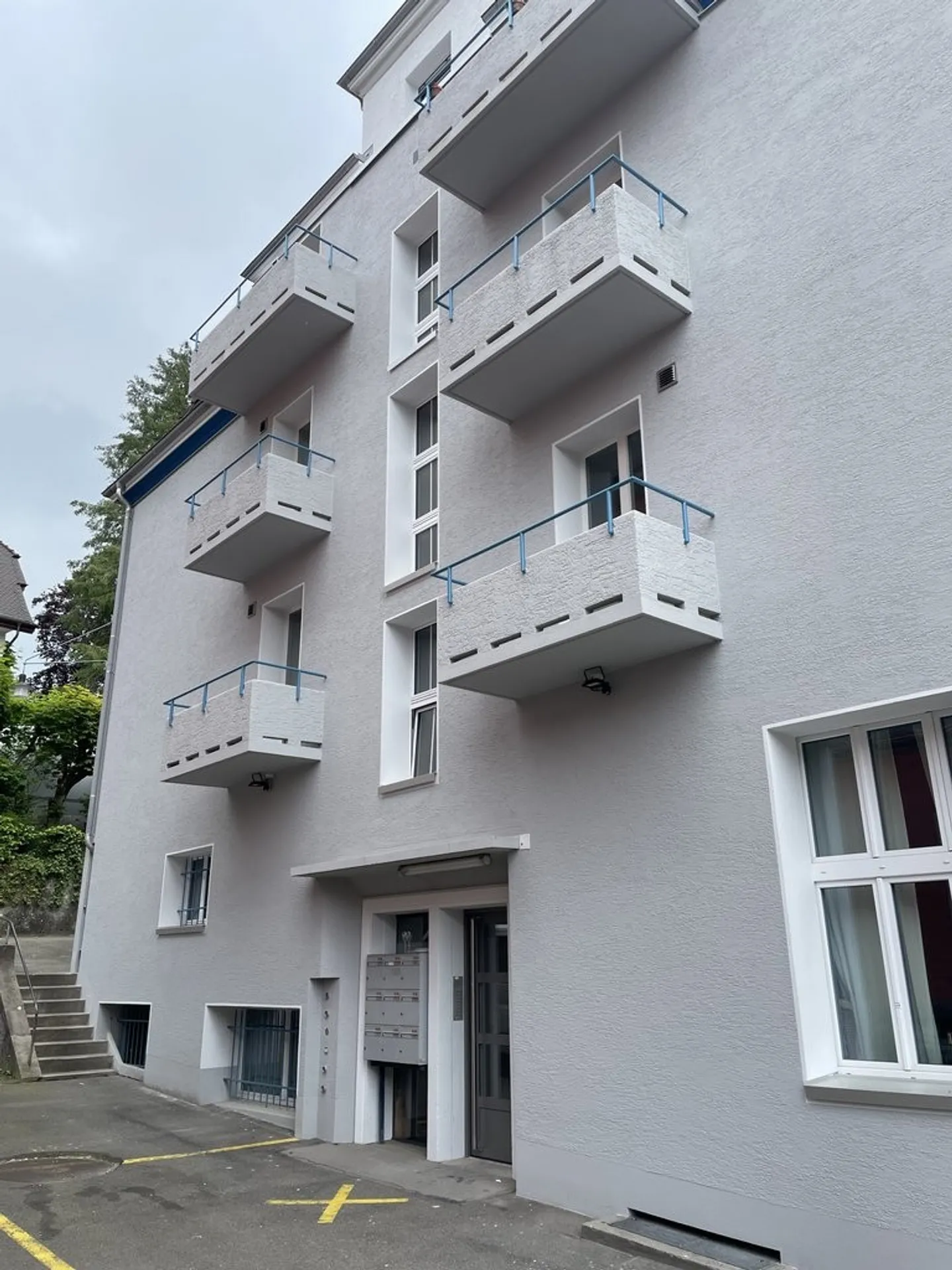 Appartement 2.5 pièces à louer dans un emplacement central ? - Photo 1 sur 6