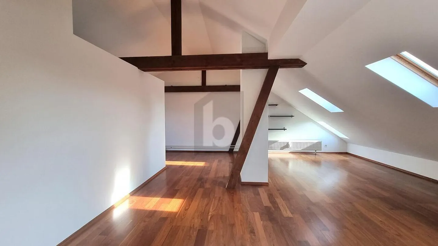 Duplex for rent - Photo 3 of 5