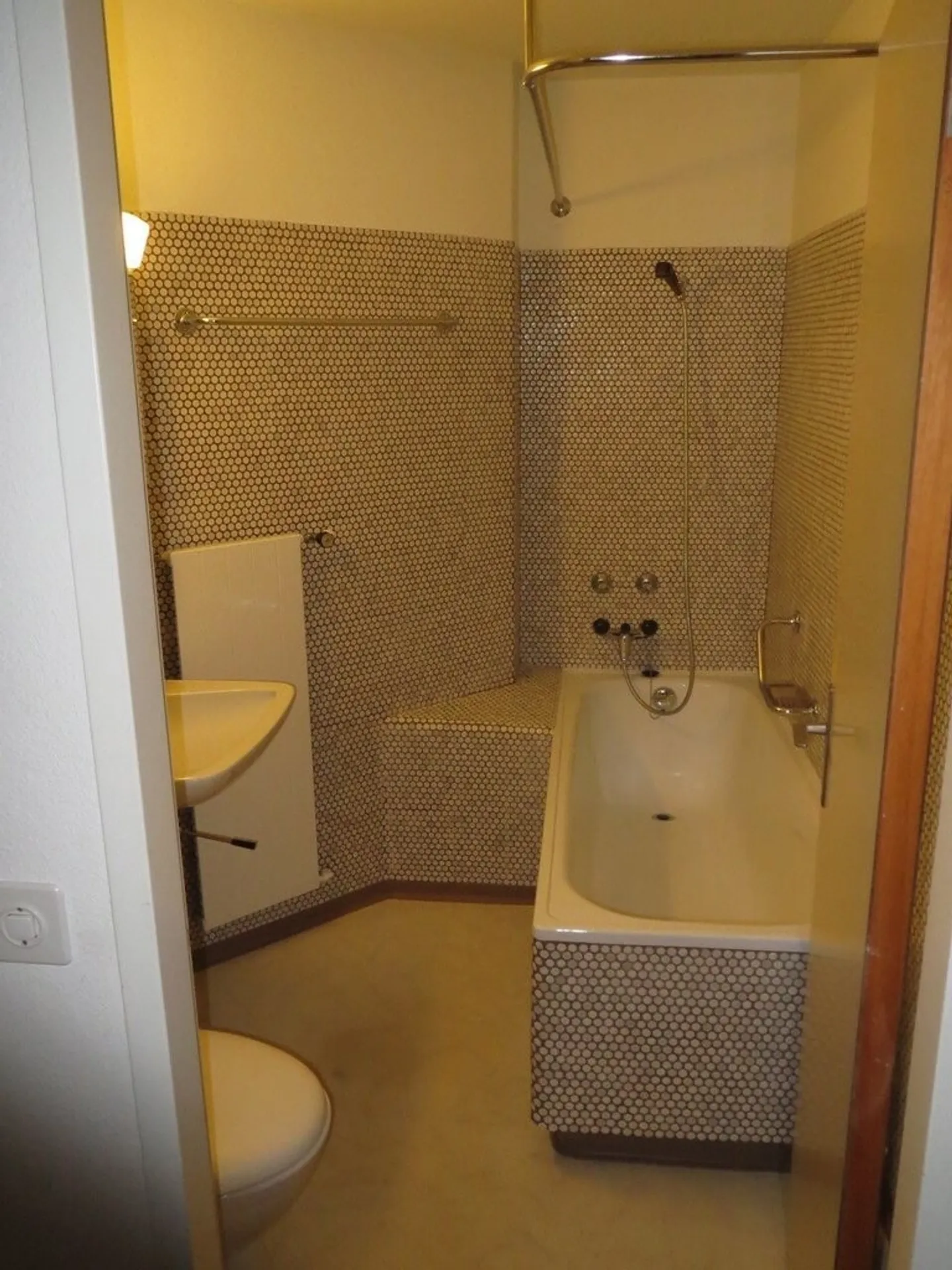 Appartement 2.5 pièces à louer dans un emplacement central ? - Photo 3 sur 6