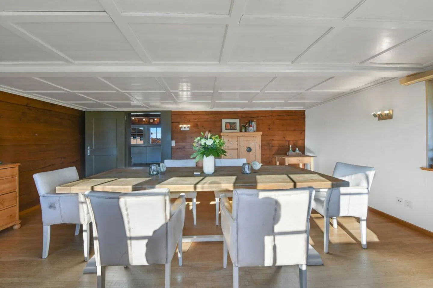 Traumhaftes Wohnen in einem charmanten Holz-Altbau - Foto 6 von 27