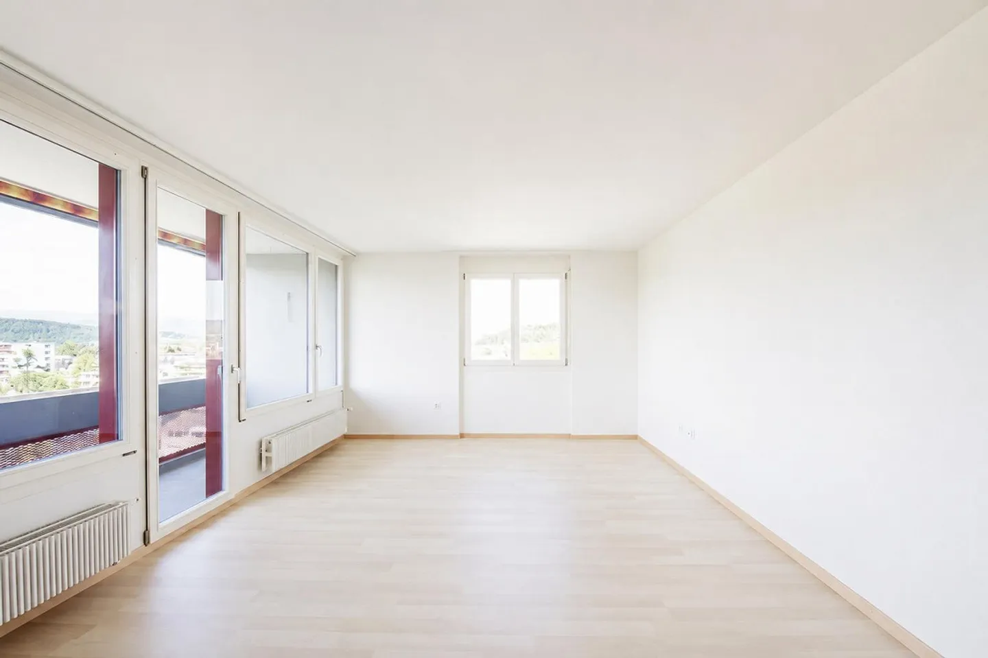 Bright 3-room apartment for rent - Photo 3 of 6