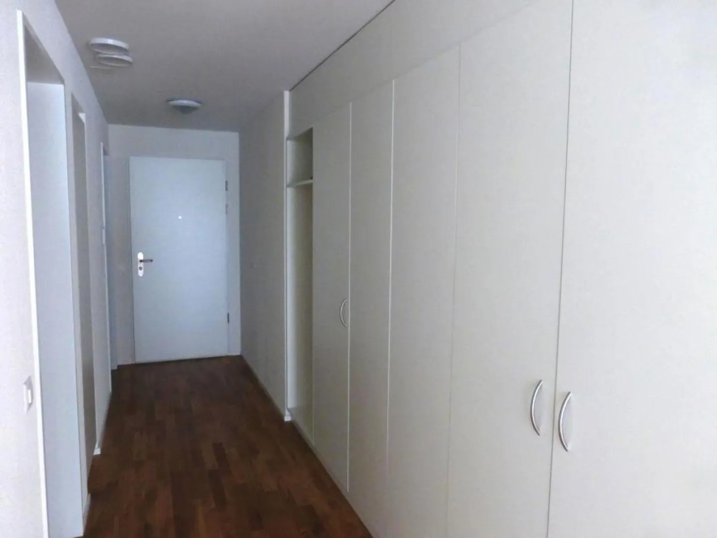 Bel appartement en ville - Photo 3 sur 11