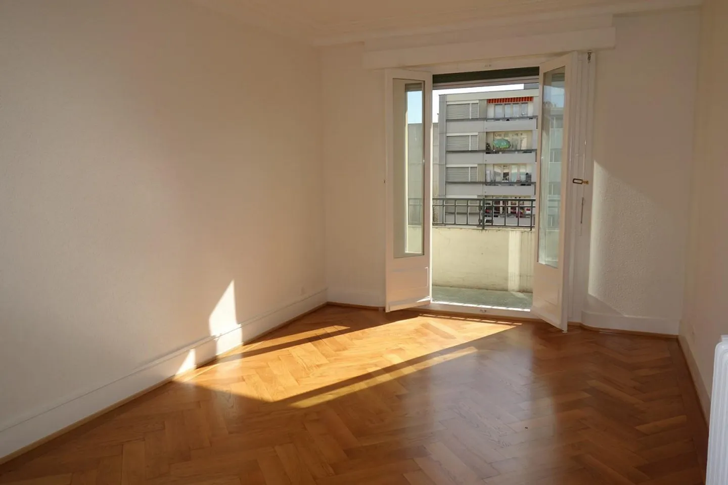 Bellissimo appartamento di 3.5 locali a Jonction - Foto 6 di 10