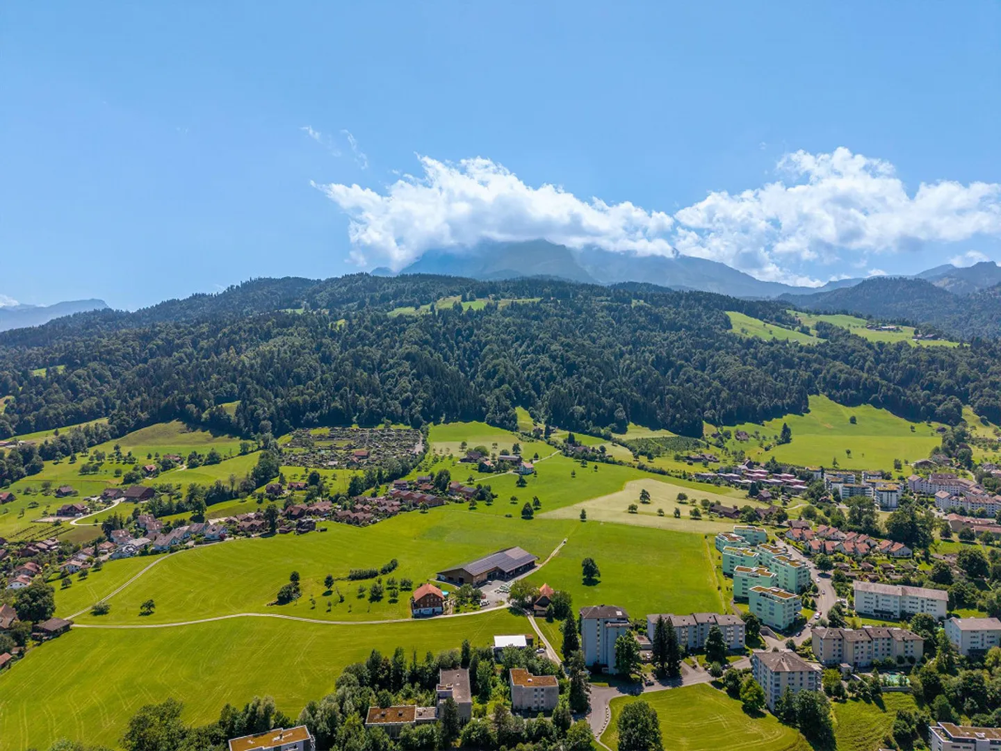 Appartement terrasse moderne et élégant de 2,5 pièces à Kriens-Obernau - Photo 12 sur 13