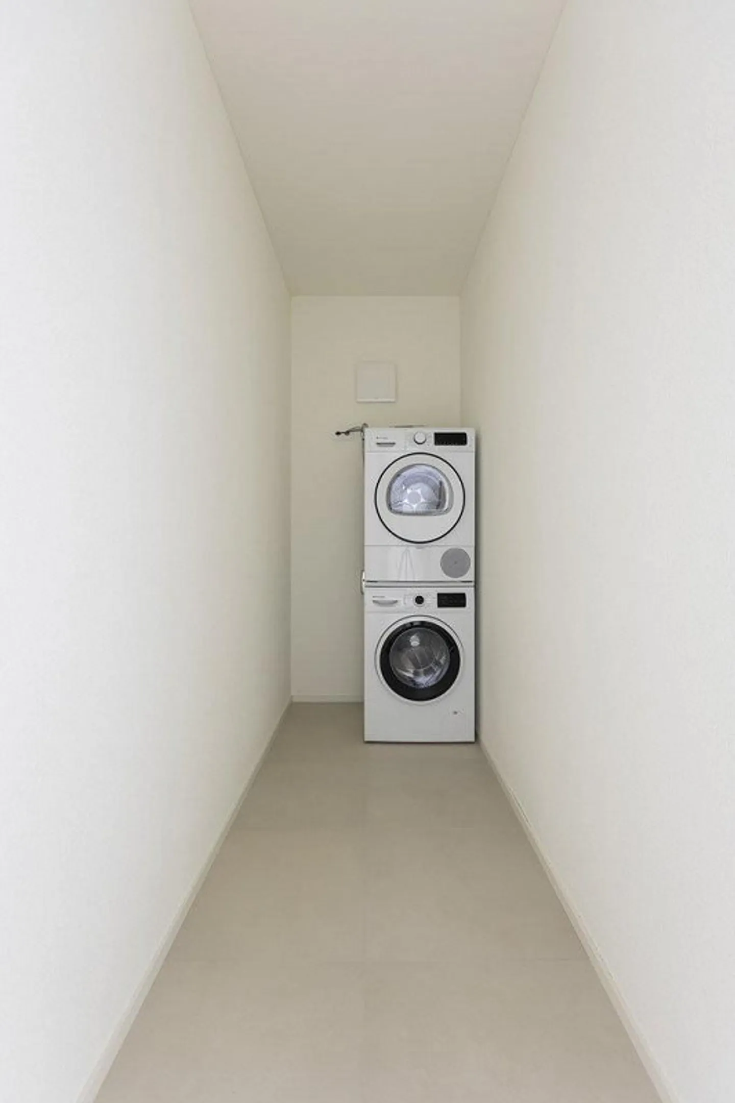 First rental: modern 5.5 rooms in Tenero - Photo 11 of 12
