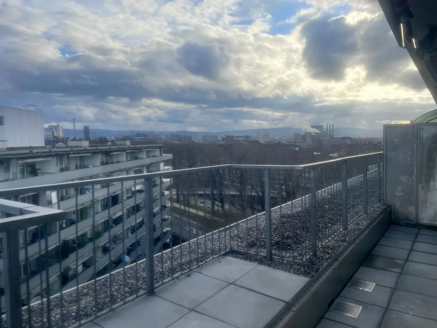 Terrazza panoramica (8° piano) - Foto 8 di 10